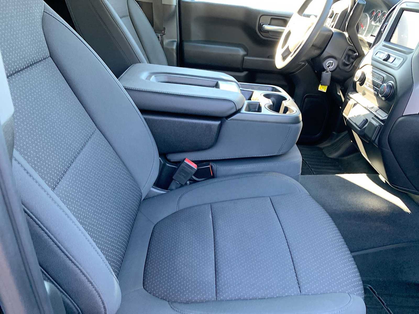 Certified 2020 Chevrolet Silverado 1500 Custom w/ Rally Edition AWD/4WD image 25
