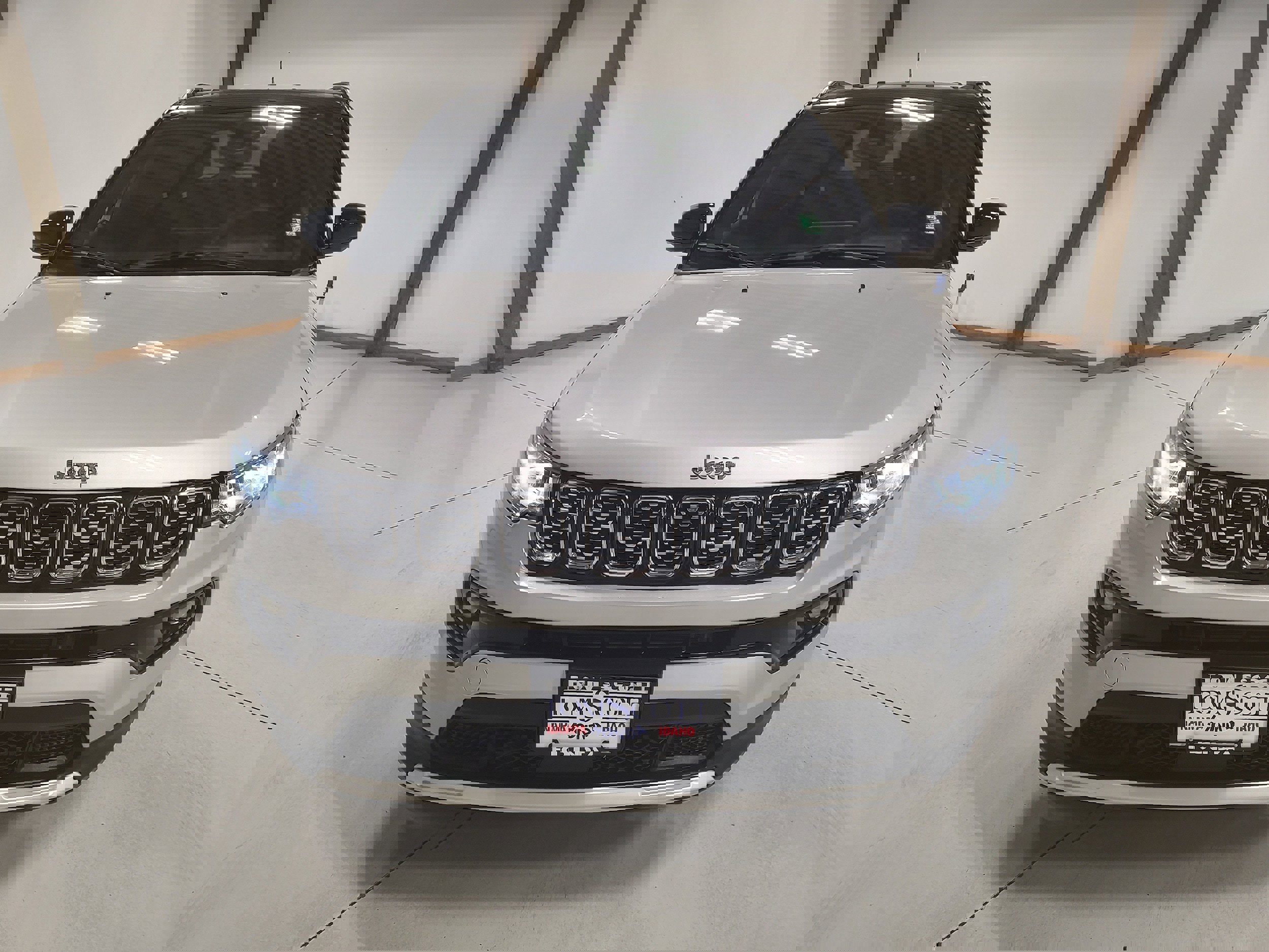 Used 2024 Jeep Compass Limited image 3