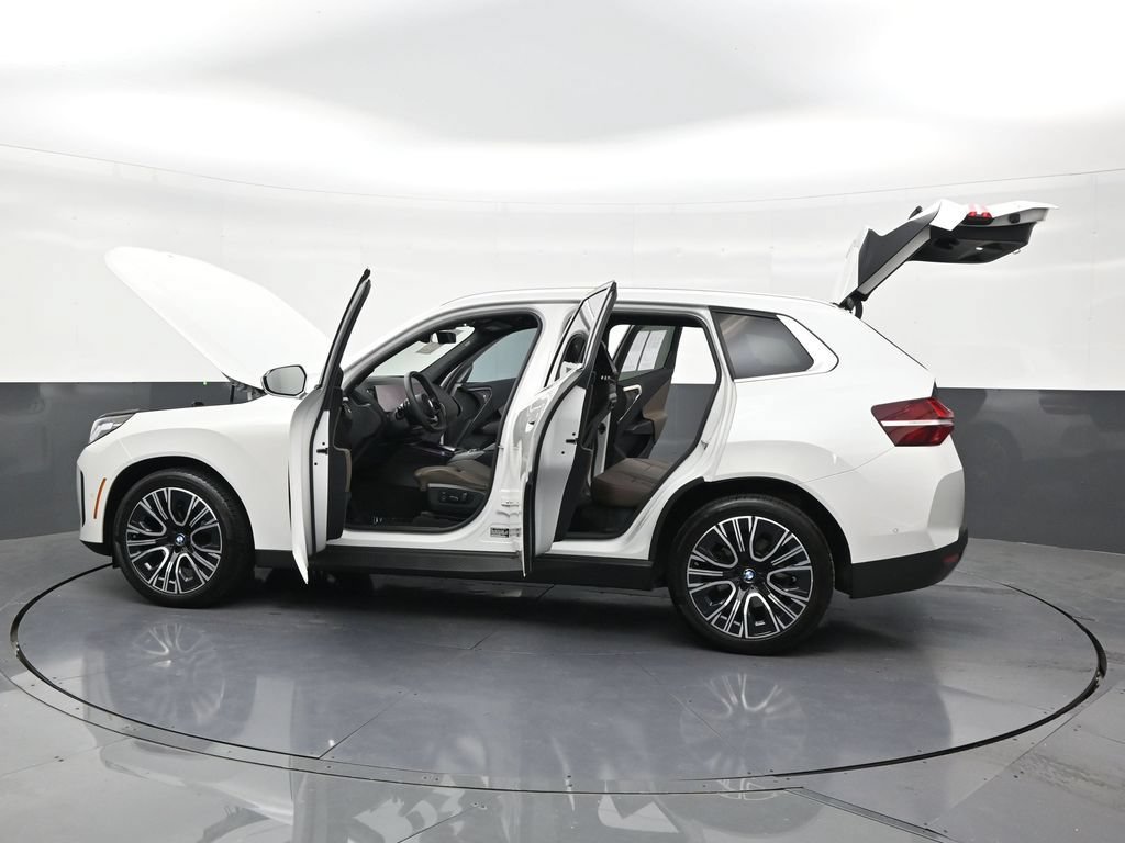 Used 2025 BMW X3 xDrive30i w/ Premium Package AWD/4WD image 30