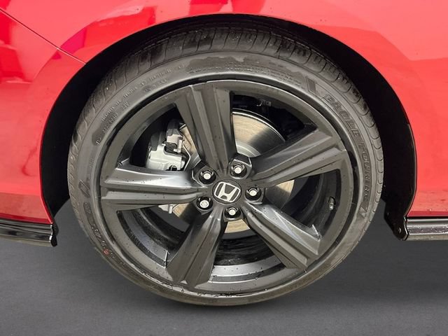 Used 2024 Honda Accord Sport image 11