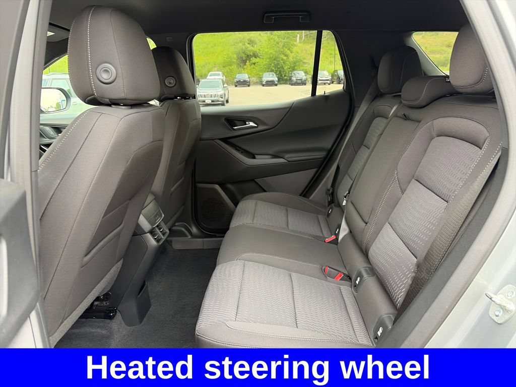 Used 2025 Chevrolet Equinox LT FWD image 17