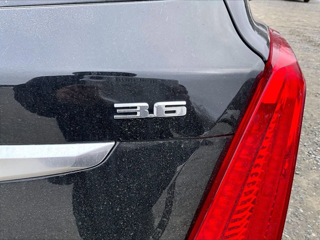 Used 2019 Cadillac XT5 AWD image 8