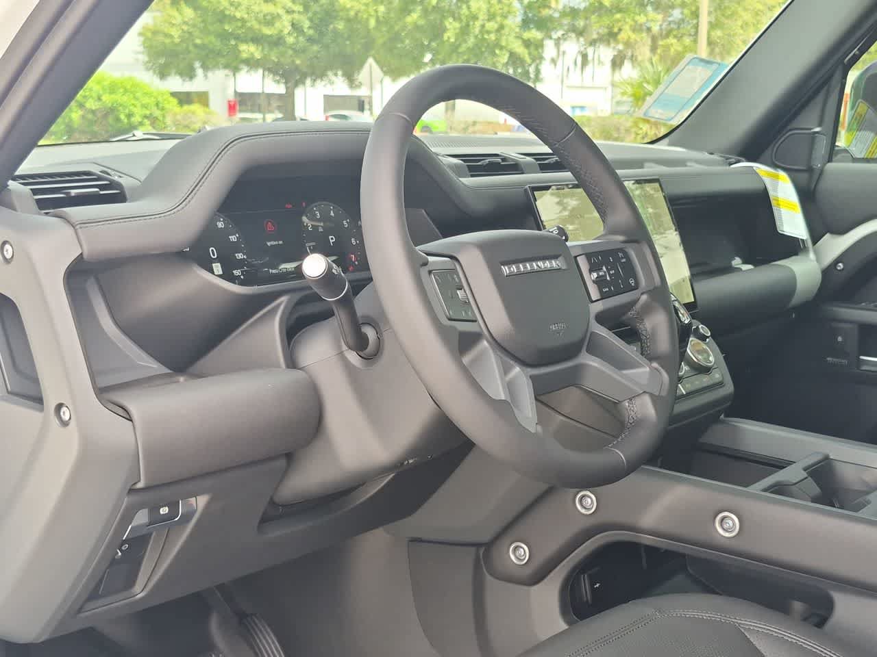 New 2026 Land Rover Defender 110 X-Dynamic SE AWD/4WD image 10