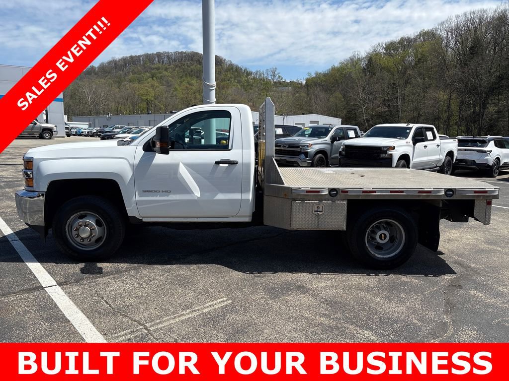 Used 2018 Chevrolet Silverado 3500 W/T w/ WT Convenience Package AWD/4WD image 2