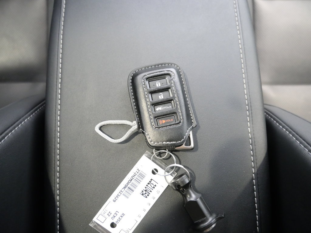 Used 2022 Lexus RX 350 AWD w/ Premium Package image 35