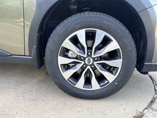 New 2025 Subaru Outback Limited XT image 19