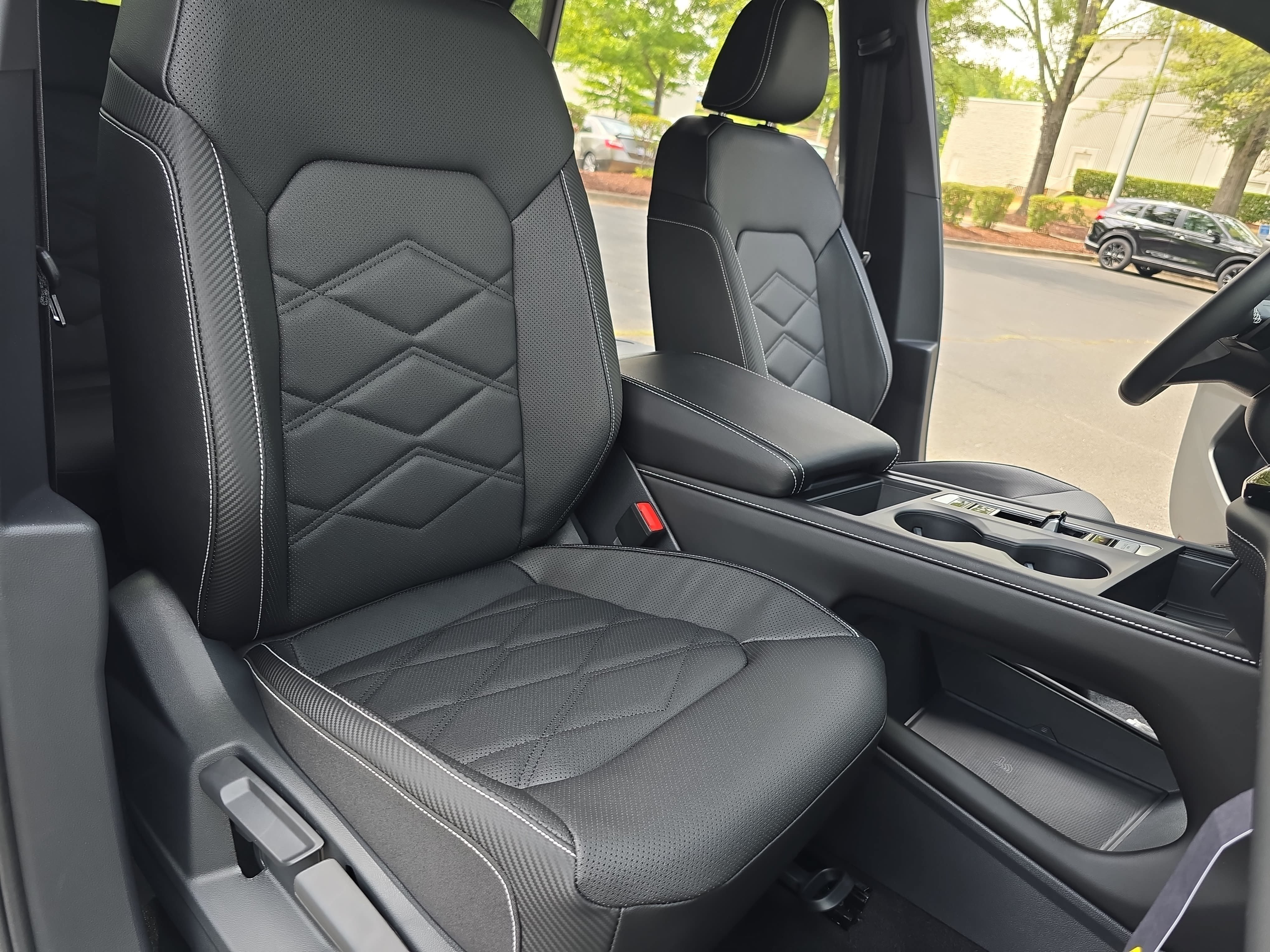 New 2026 Volkswagen Atlas Cross Sport SE FWD image 10