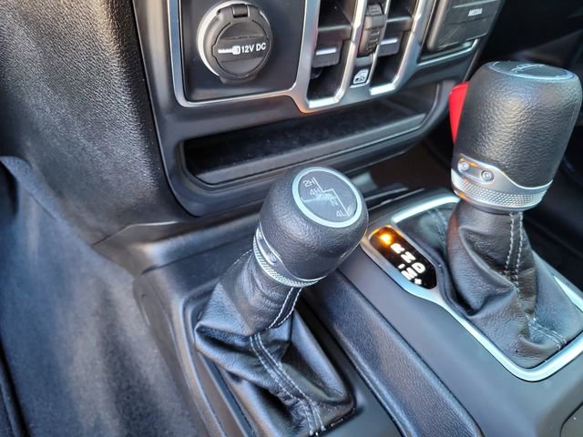 Used 2025 Jeep Gladiator Sport image 22