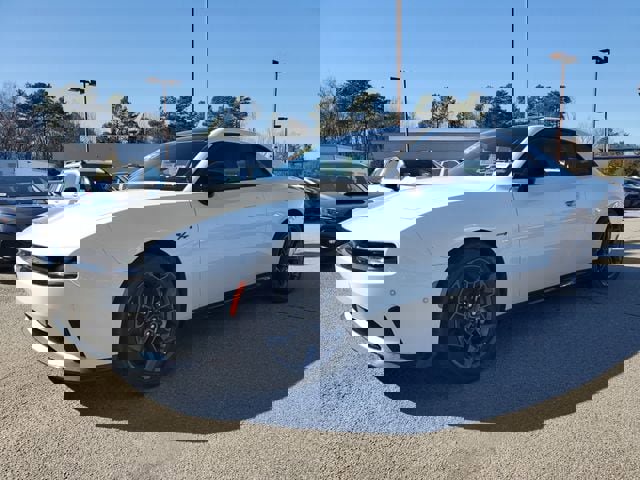 New 2025 Dodge Charger Daytona R/T w/ Sun & Sound Package image 3