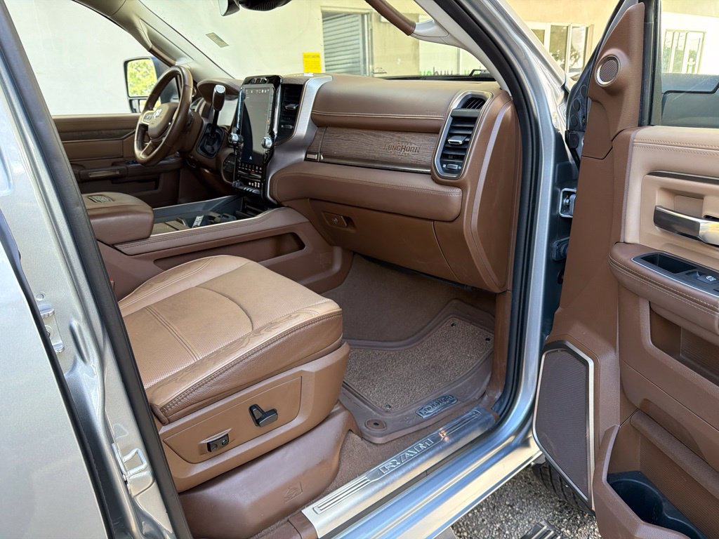 Used 2024 RAM 2500 Limited w/ Safety Group AWD/4WD image 30
