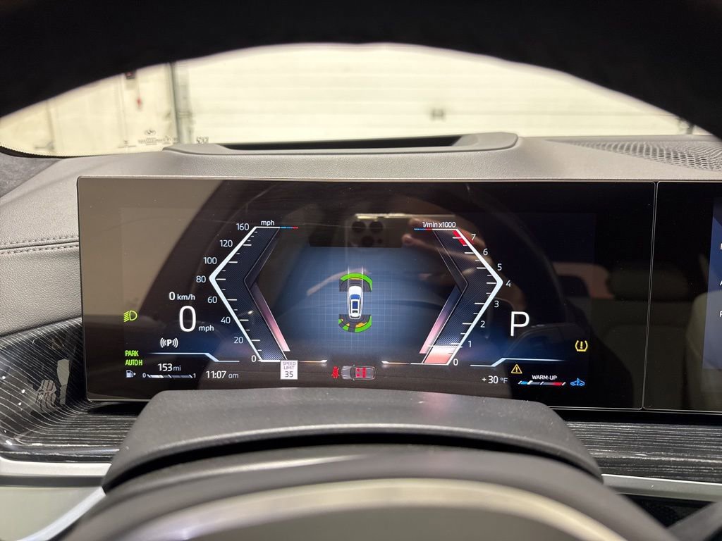 Used 2023 BMW X7 xDrive40i w/ M Sport Package image 29