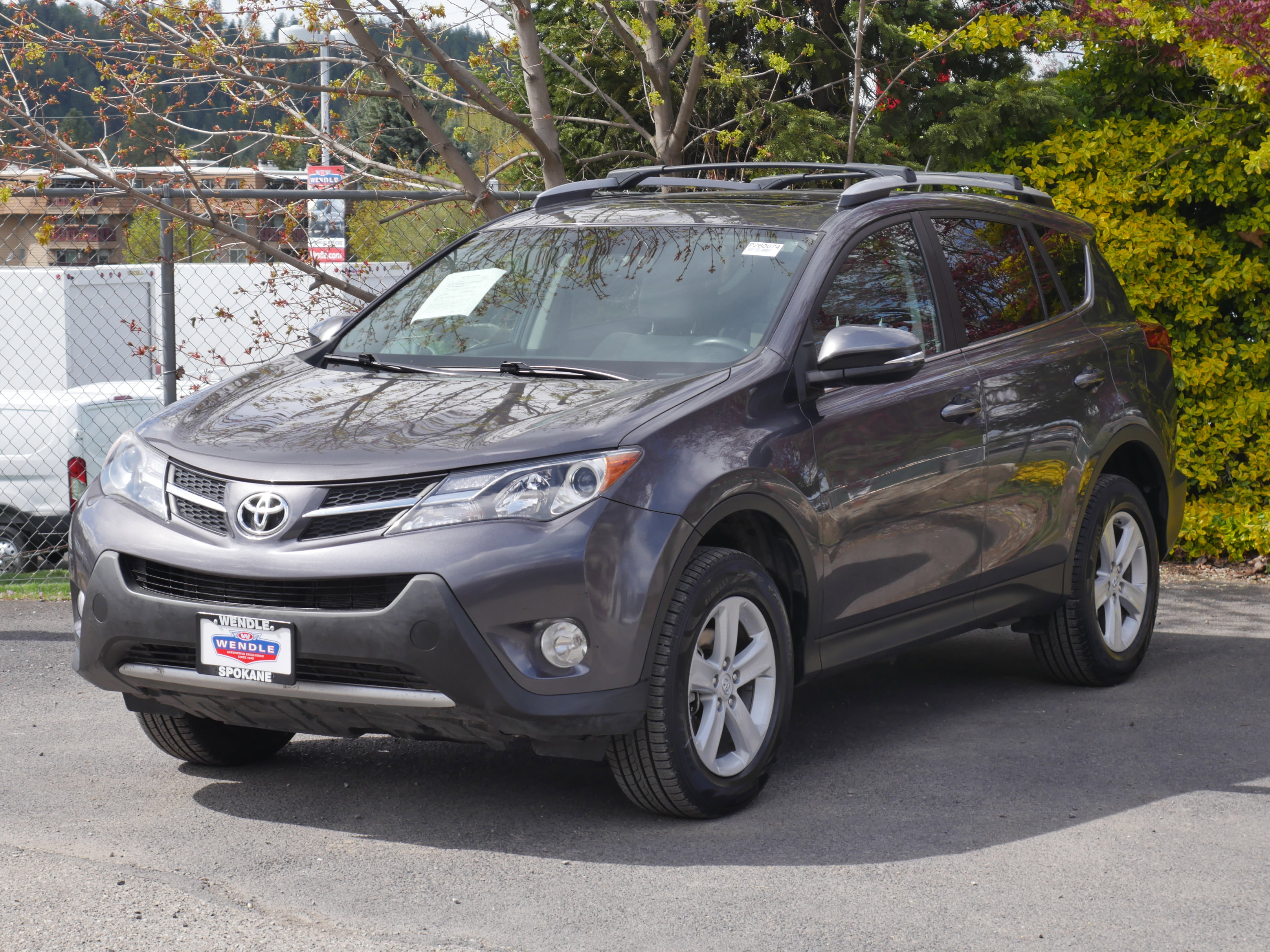 Used 2014 Toyota RAV4 XLE FWD image 2