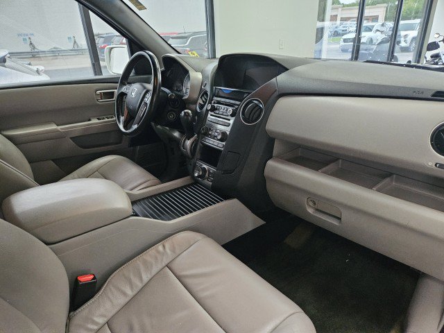 Used 2014 Honda Pilot Touring image 15