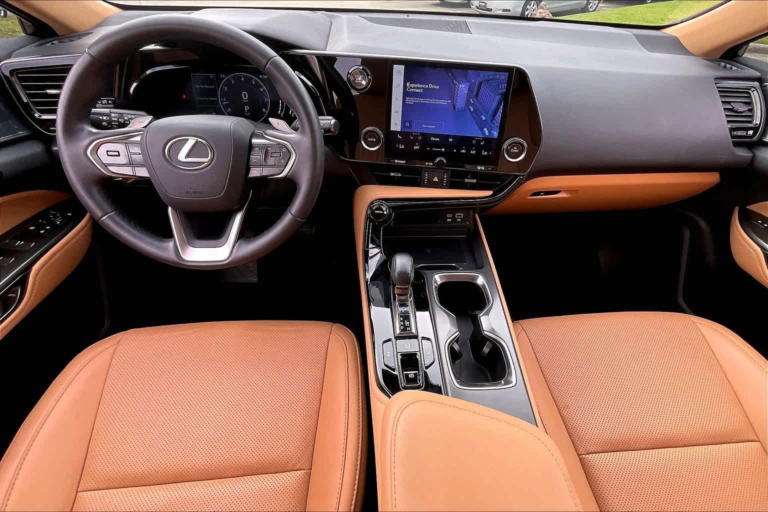 Used 2024 Lexus NX 250 FWD image 13