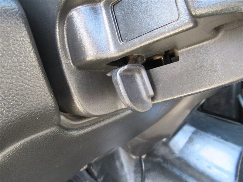 Used 2022 RAM 3500 Tradesman w/ Chrome Appearance Group RWD image 24
