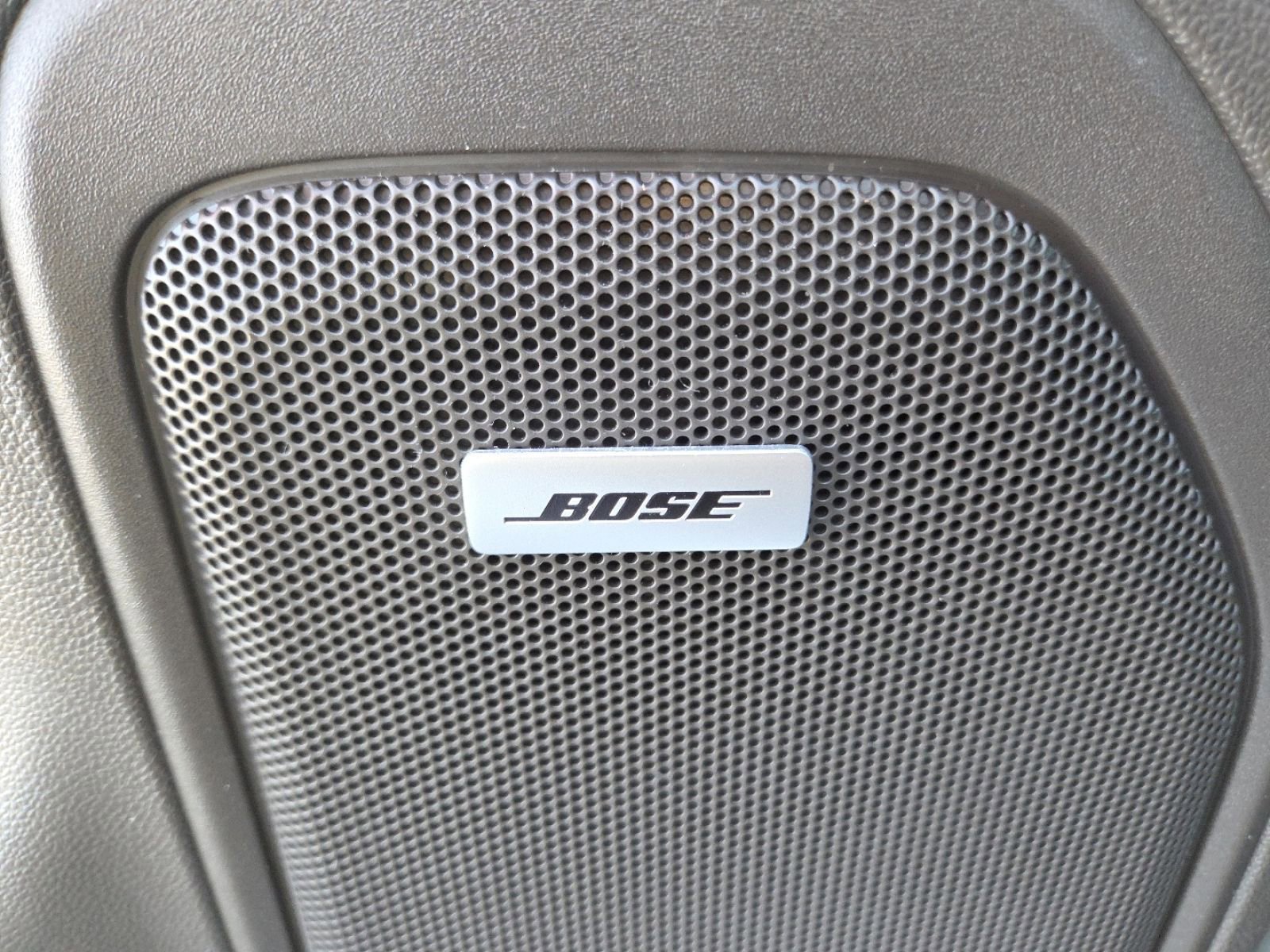 Used 2019 GMC Sierra 1500 SLT w/ SLT Premium Plus Package image 17