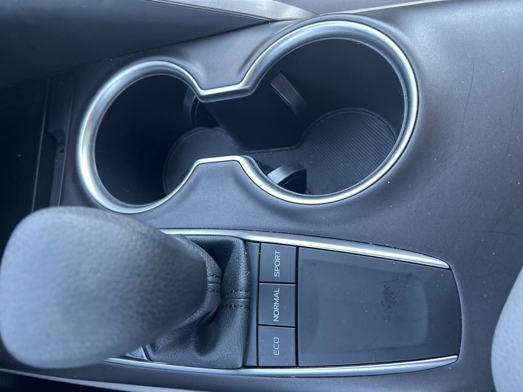 Used 2024 Toyota Camry LE FWD image 15