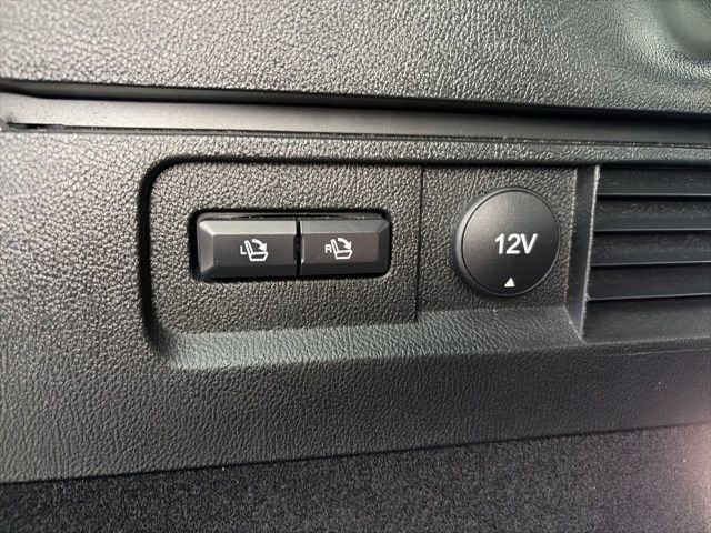 Used 2019 Lincoln Nautilus Select w/ Class II Trailer Tow Package image 28