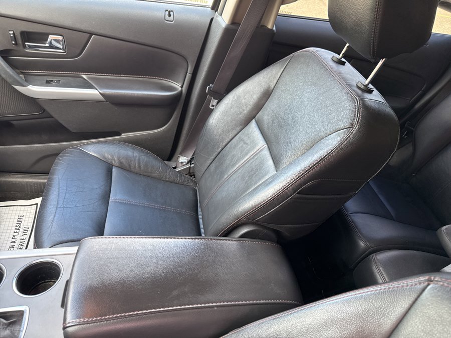 Used 2014 Ford Edge SEL w/ Equipment Group 204A AWD/4WD image 17