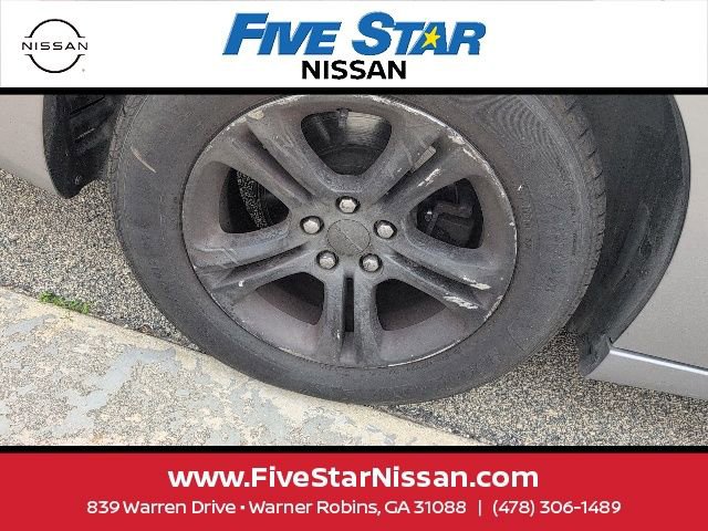 Used 2015 Dodge Charger SE RWD image 20