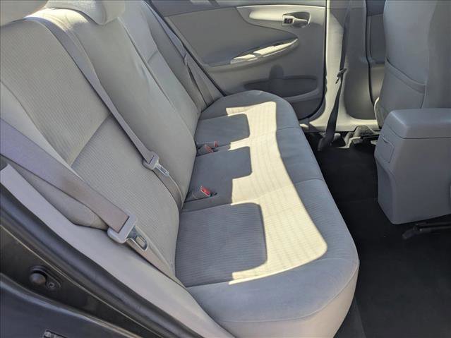 Used 2010 Toyota Corolla LE FWD image 17
