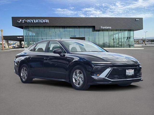 Certified 2026 Hyundai Sonata SE FWD image 2