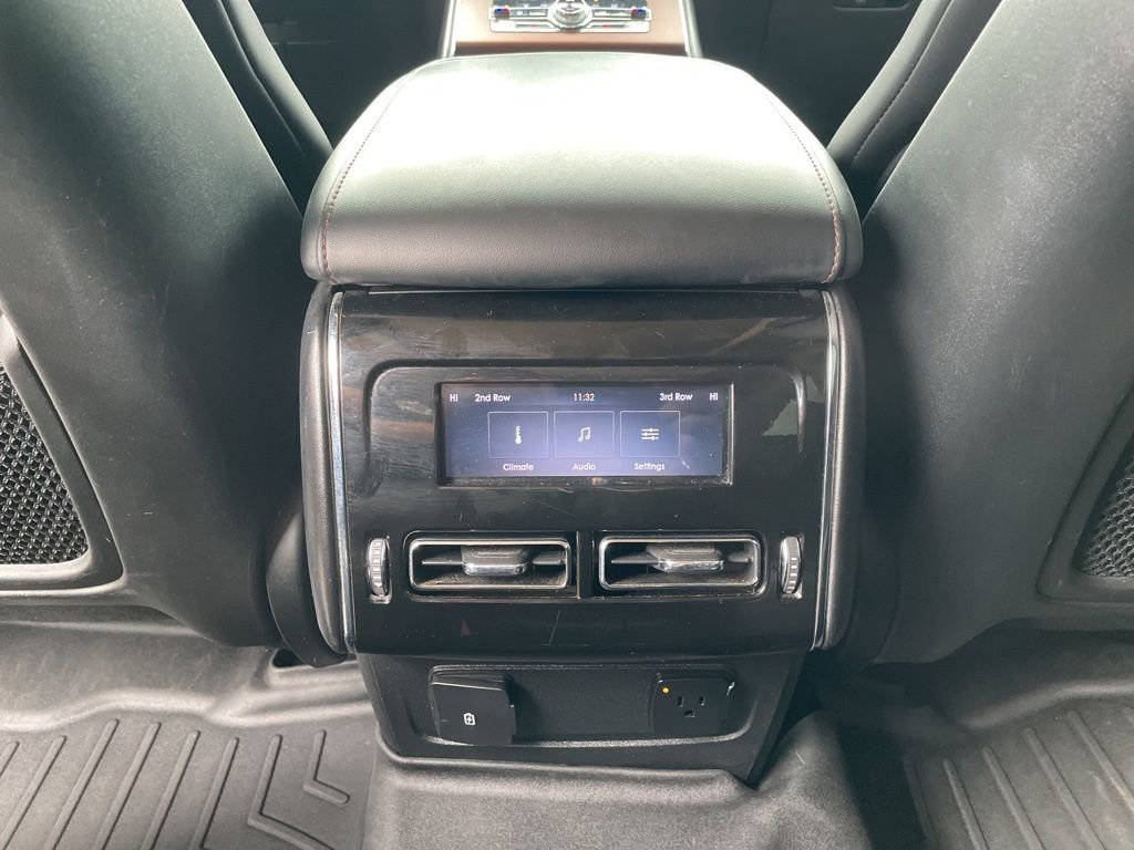 Used 2023 Lincoln Aviator Reserve image 26