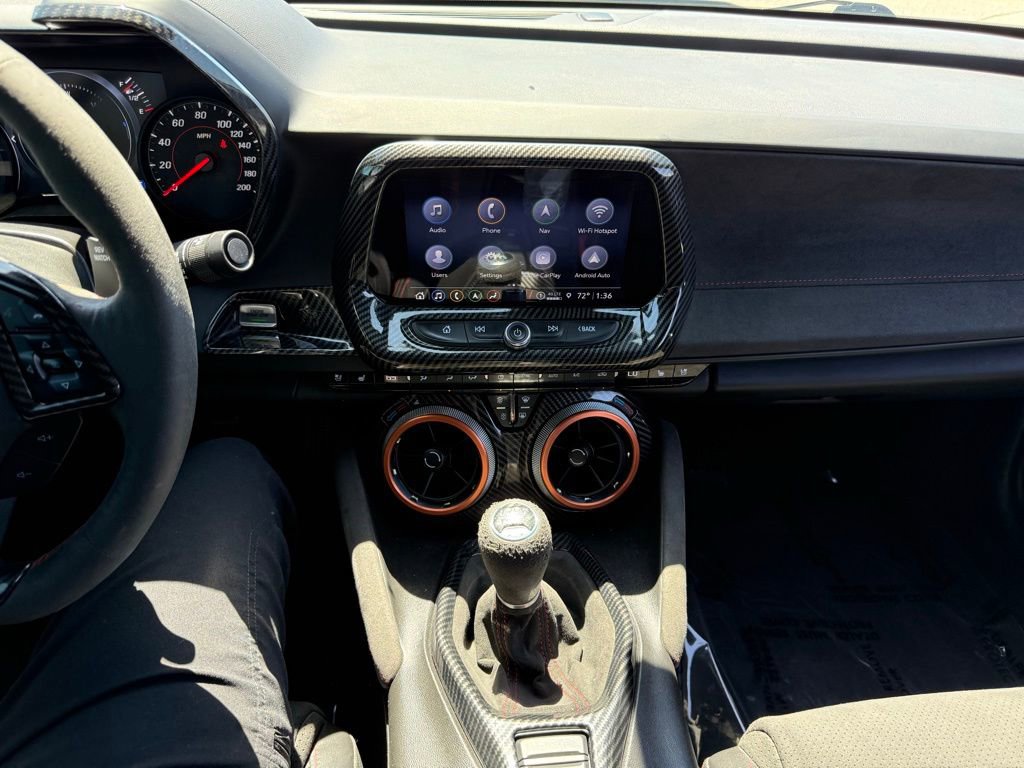 Used 2022 Chevrolet Camaro ZL1 RWD image 9