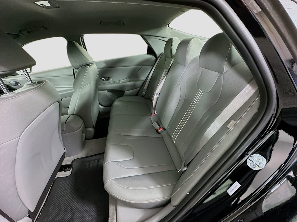 New 2026 Hyundai Elantra Sport image 16