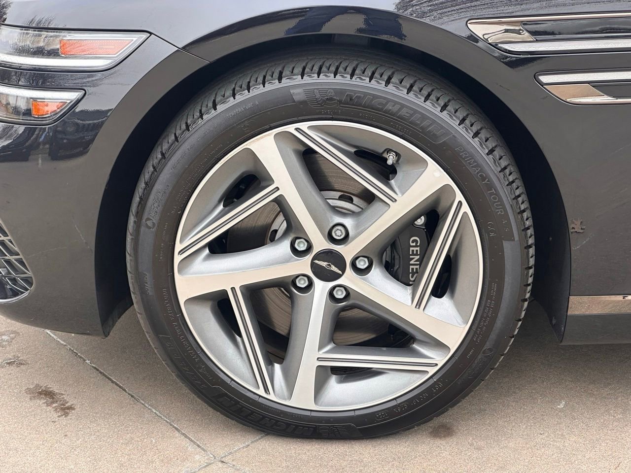 Used 2025 Genesis G80 3.5T Sport image 9