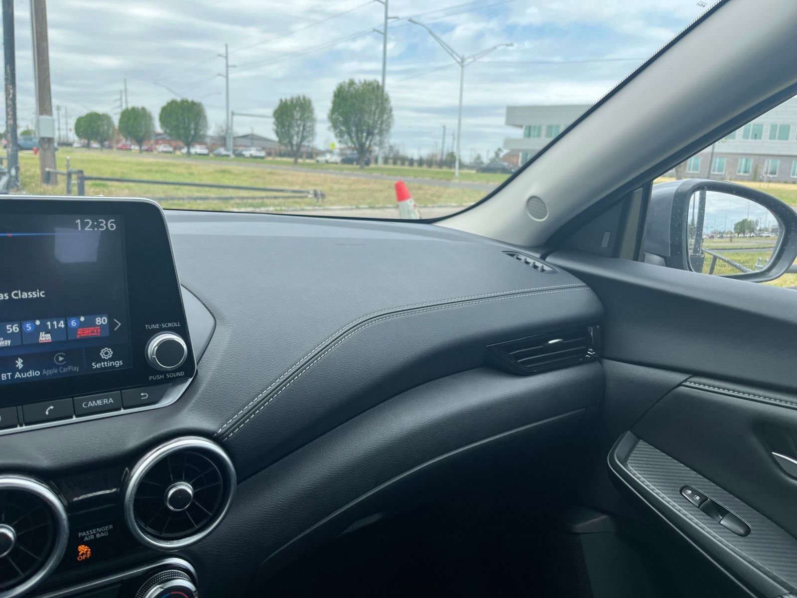 Used 2025 Nissan Sentra SV image 33