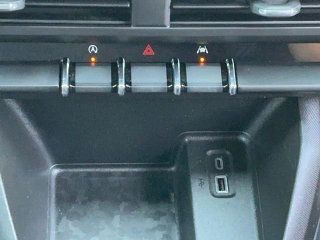 Used 2024 Chevrolet Colorado W/T image 20