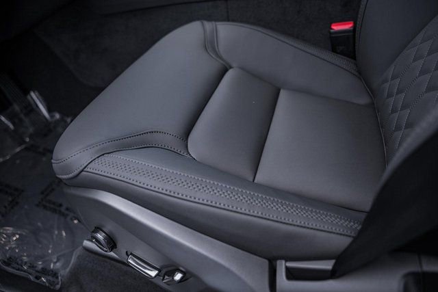 New 2026 Volvo XC60 B5 Plus w/ Protection Package Premier image 33