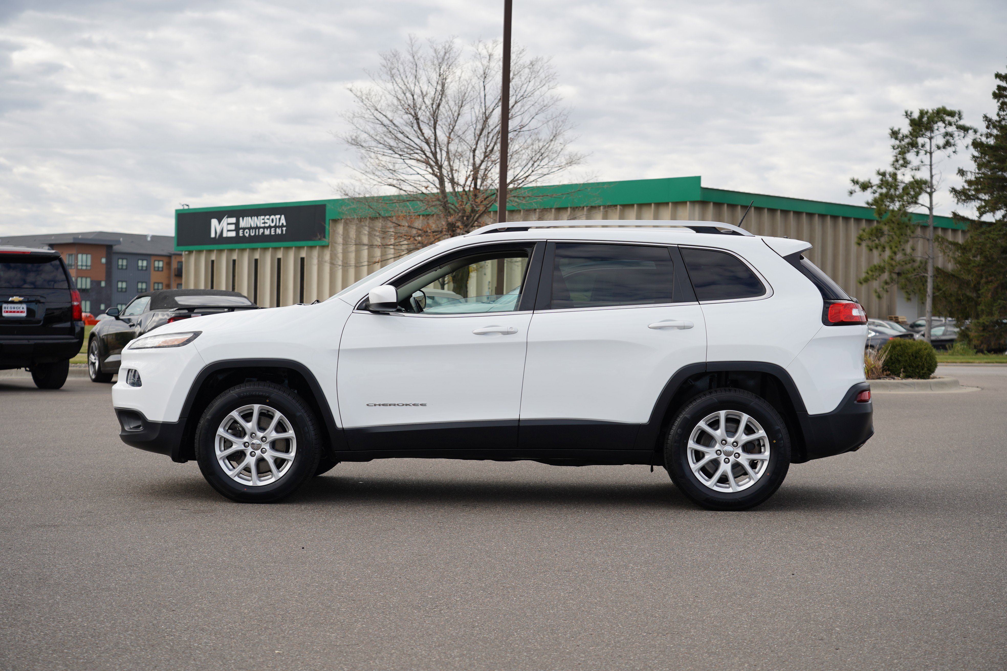 Used 2015 Jeep Cherokee Latitude image 6