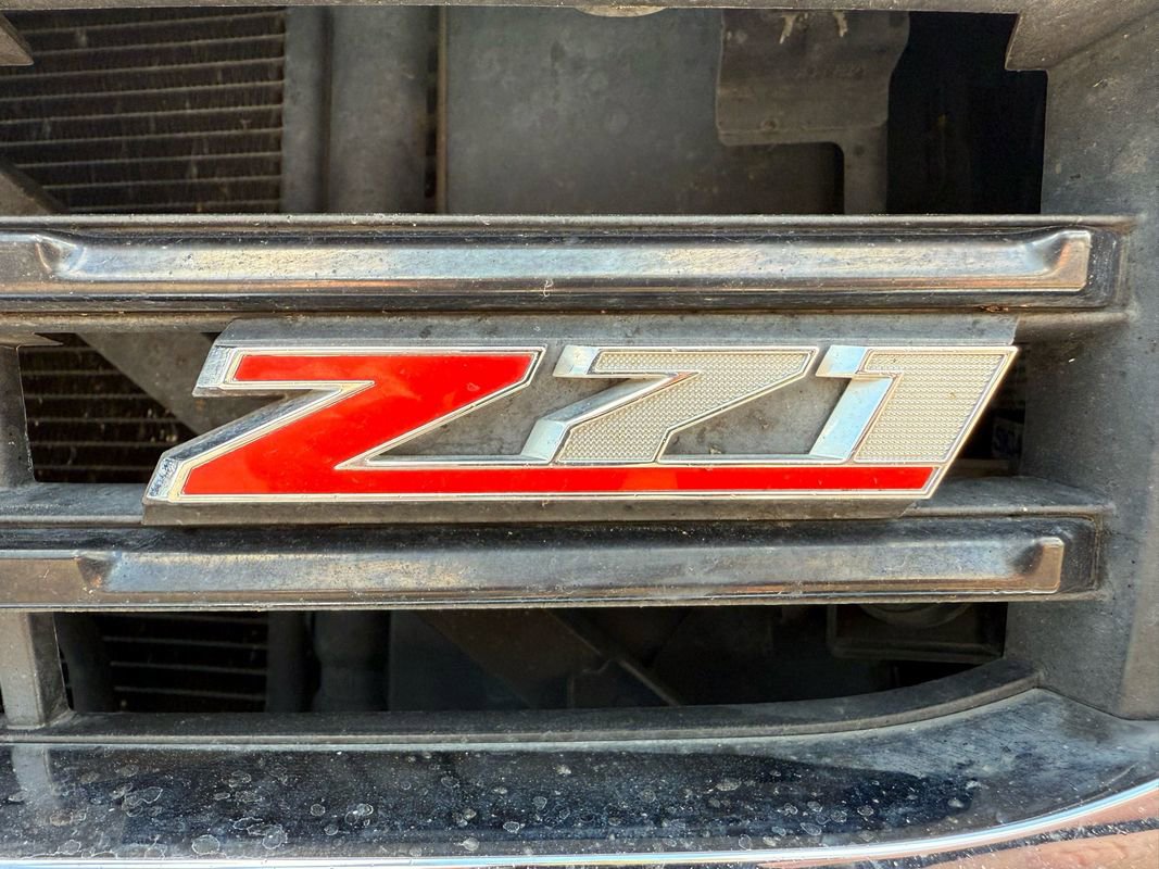 Used 2017 Chevrolet Silverado 2500 LT w/ LT Convenience Package image 9