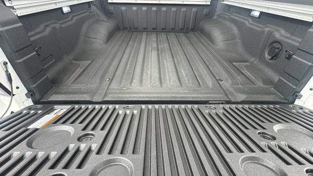 New 2026 Nissan Frontier PRO-4X w/ Pro-4x Convenience Package image 15