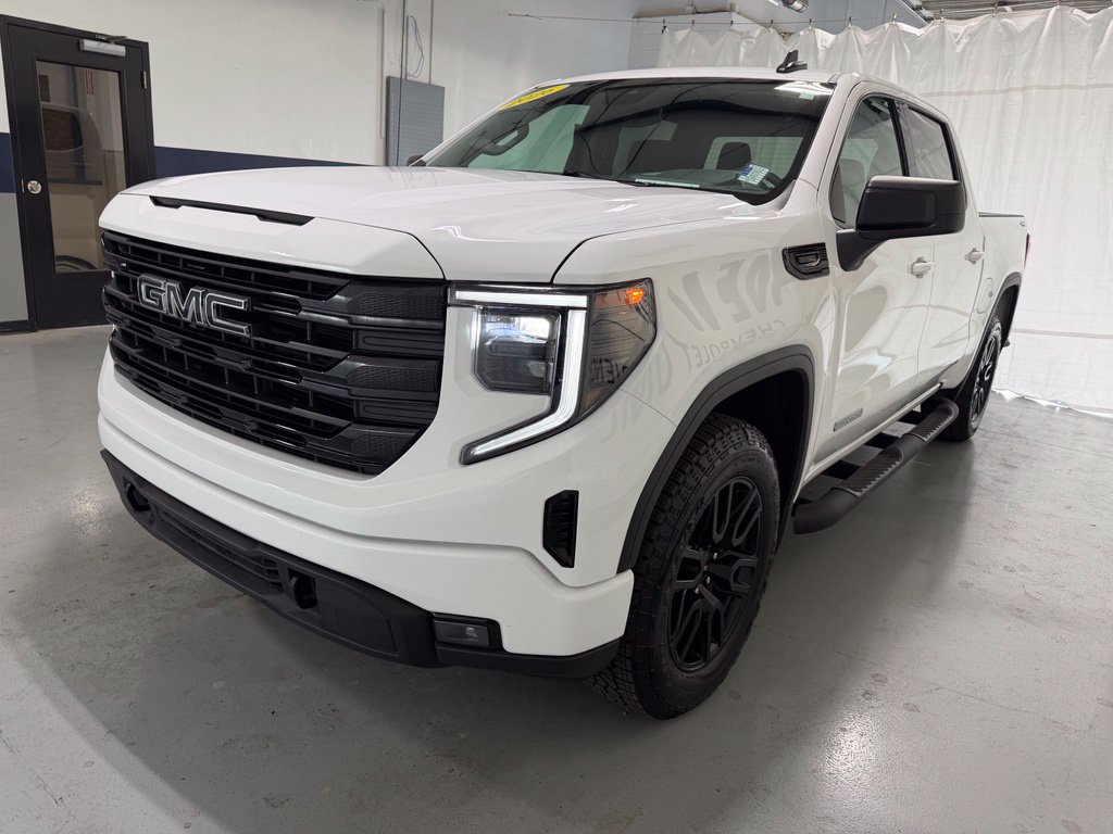 Used 2026 GMC Sierra 1500 Elevation w/ Elevation Select Package AWD/4WD image 38