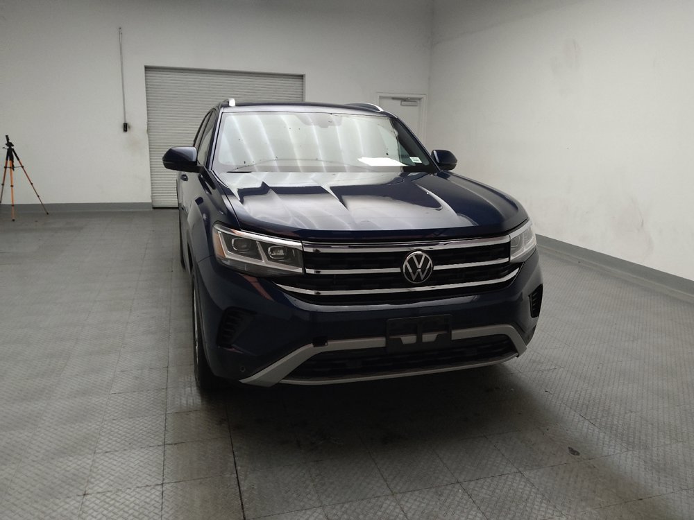 Used 2023 Volkswagen Atlas Cross Sport SE w/ Panoramic Sunroof Package FWD image 14