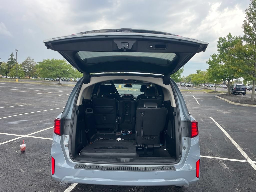 Used 2025 Honda Odyssey Elite image 25