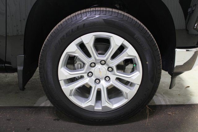 Used 2024 Chevrolet Silverado 1500 LTZ image 29