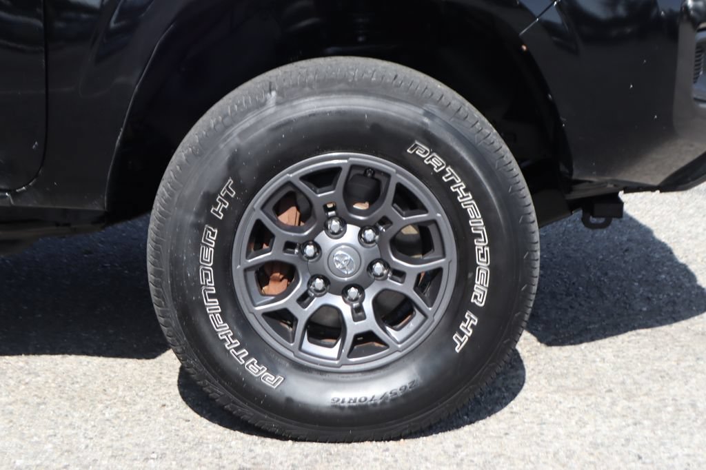 Used 2016 Toyota Tacoma SR w/ SR Convenience Package AWD/4WD image 39