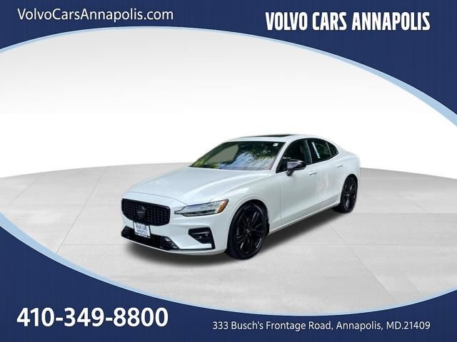 Certified 2023 Volvo S60 B5 Plus w/ Climate Package AWD/4WD image 4