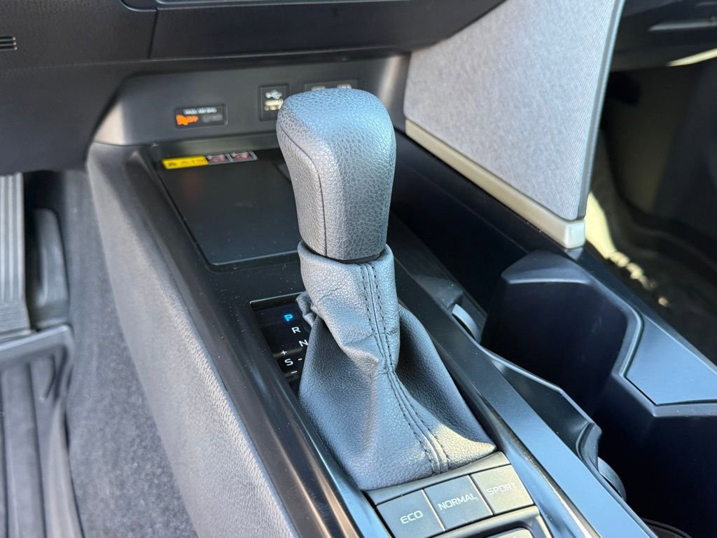 Certified 2025 Toyota Camry LE image 25