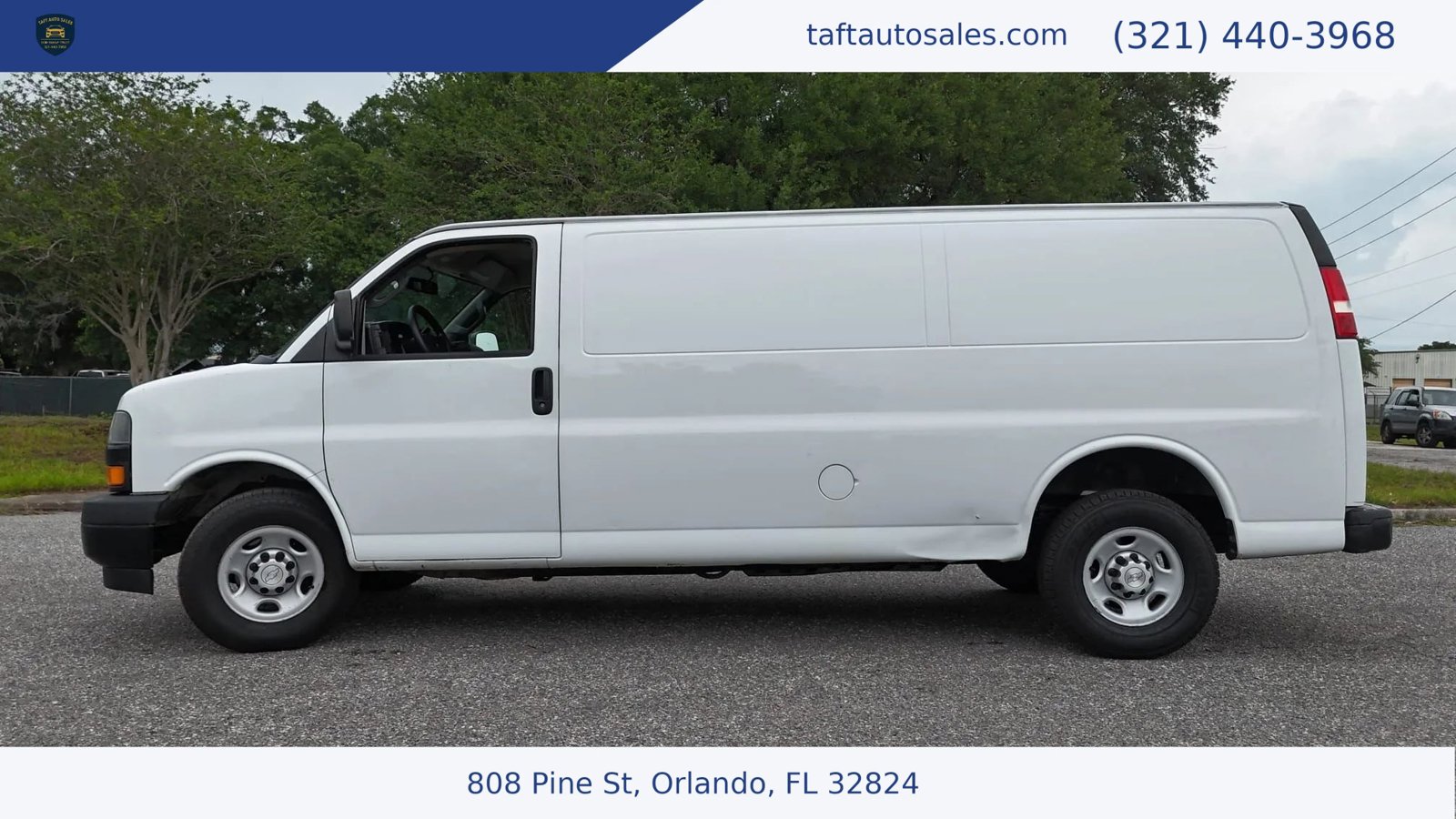Used 2020 Chevrolet Express 2500 Extended w/ Communications Package RWD image 3