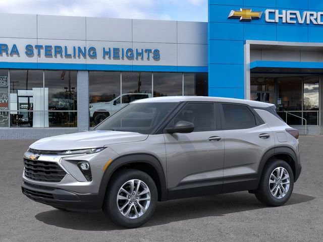 New 2026 Chevrolet TrailBlazer LS w/ LS Convenience Package AWD/4WD image 2