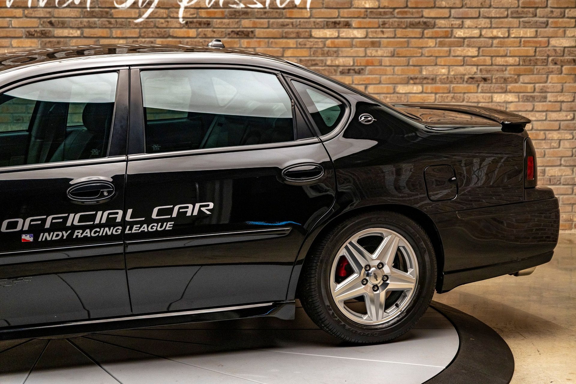 Used 2004 Chevrolet Impala SS image 10