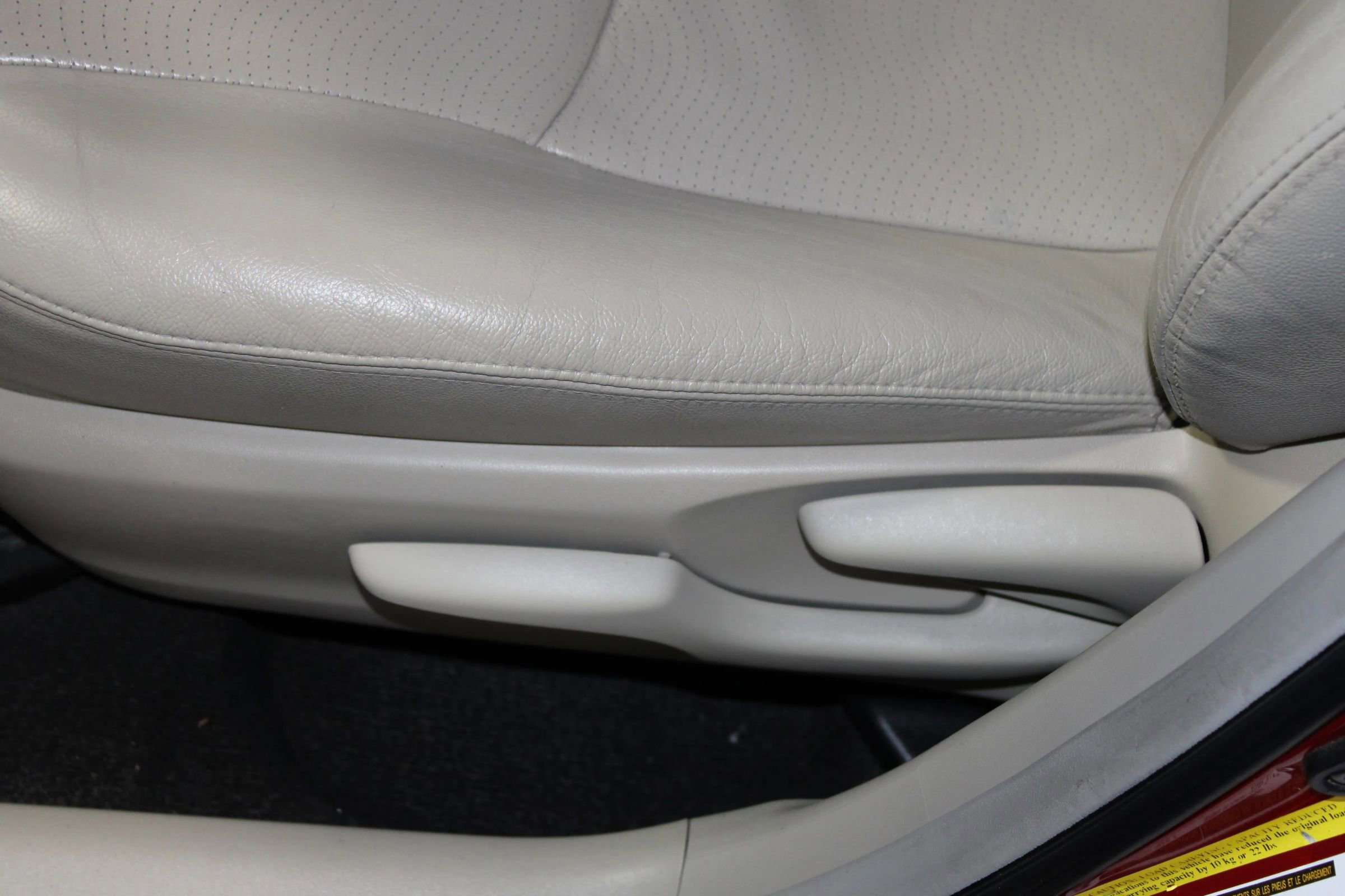 Used 2013 Toyota Prius Three image 8