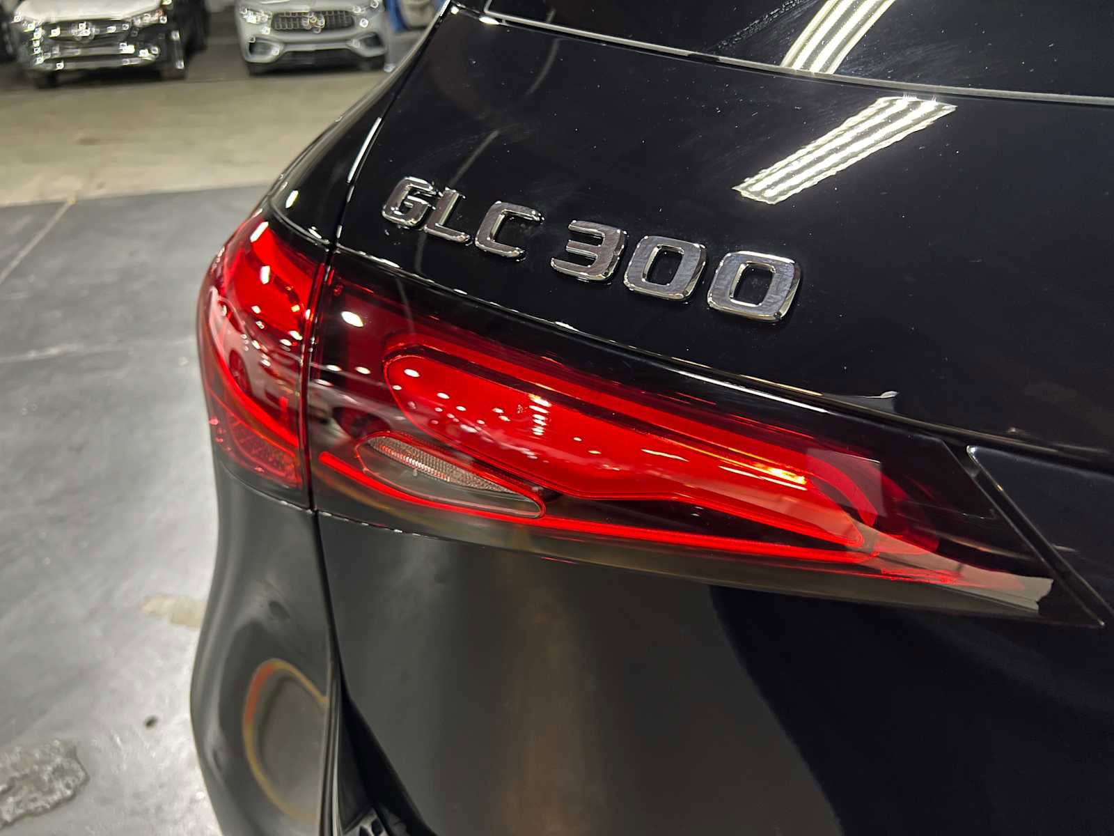 New 2025 Mercedes-Benz GLC 300 4MATIC image 13