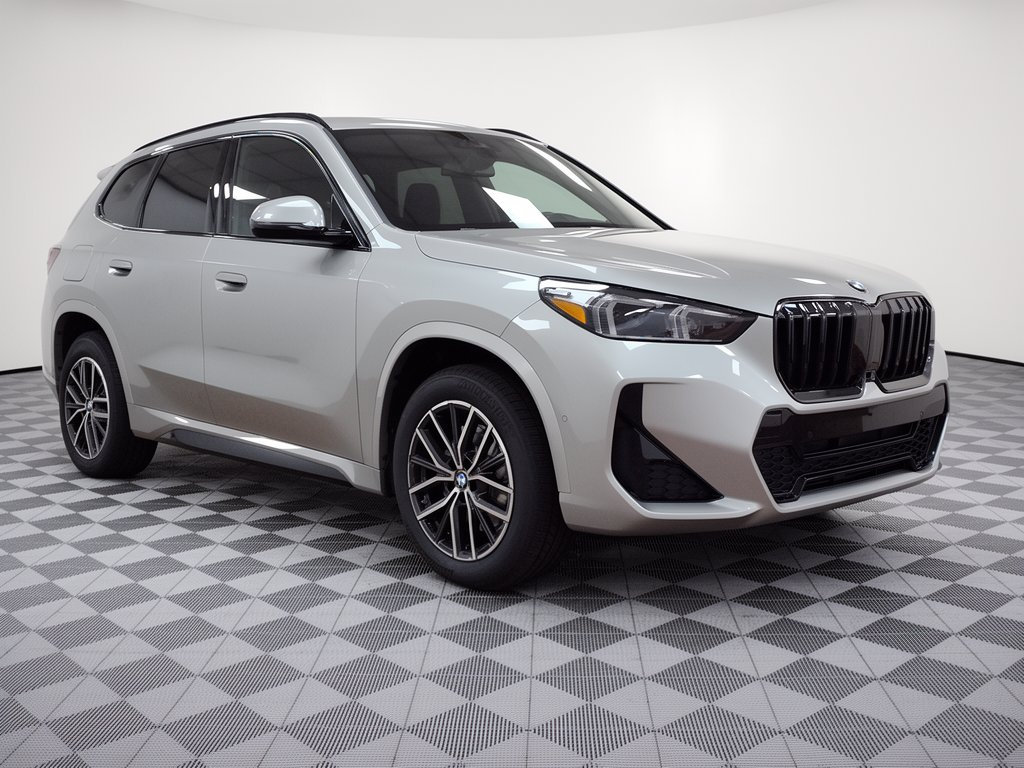 Used 2026 BMW X1 xDrive28i w/ M Sport Package AWD/4WD image 7