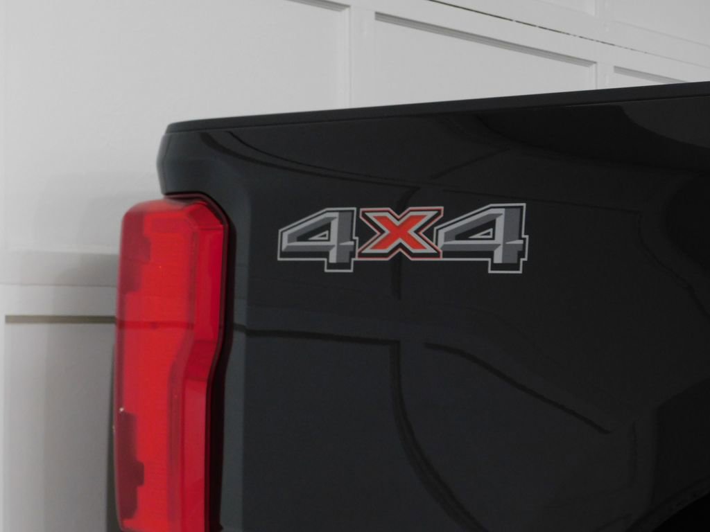 Used 2023 Ford F250 XLT image 8